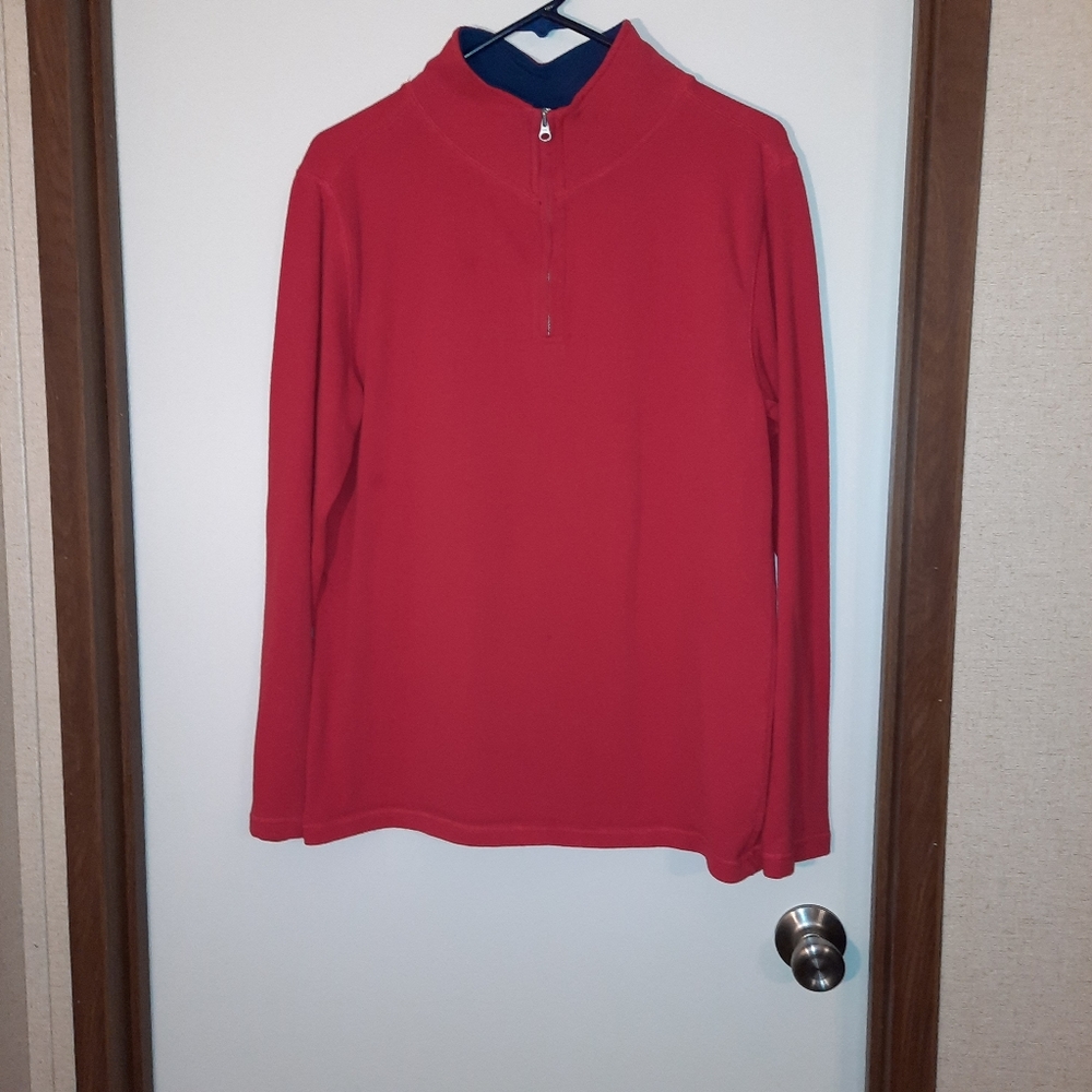 BOYS J KHAKI 3/4 ZIPPER LONG SLEEVE SHIRT. SIZE XL, RED WITH NAVY AROUND NECK